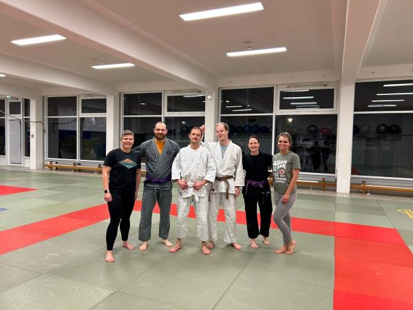 Erstes BJJ Training                                                                                 